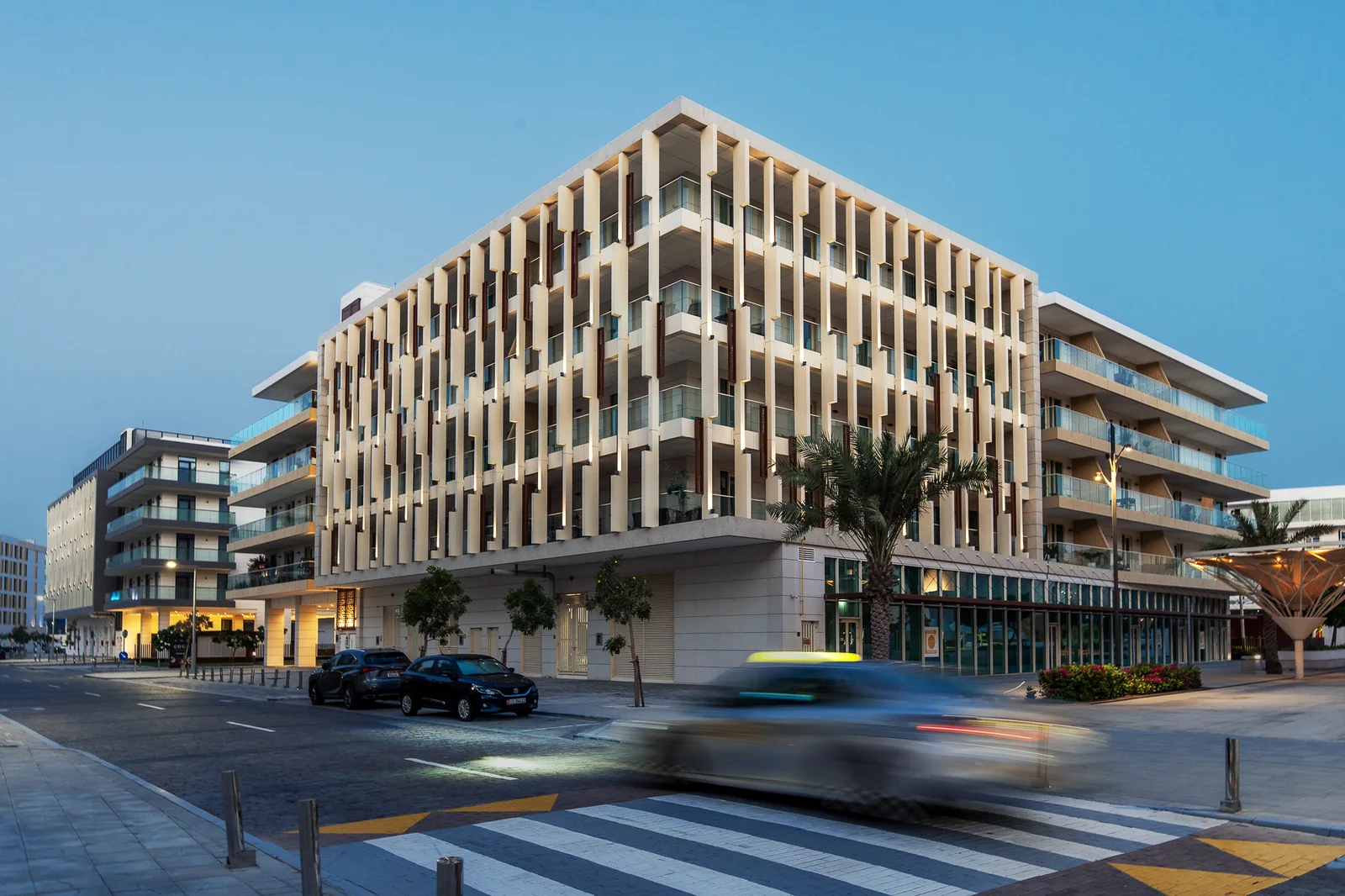 Hidd Al Saadiyat mixed-use property and active street frontage